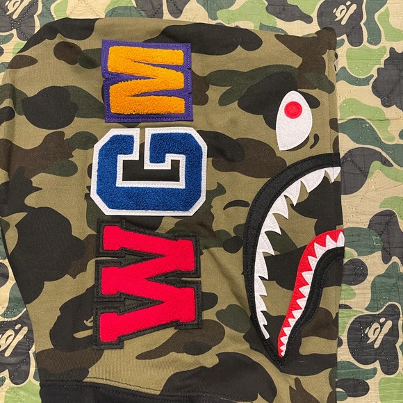 Bape A Bathing Ape Half Camo Half Black Hoodie - Picture 3 of 8